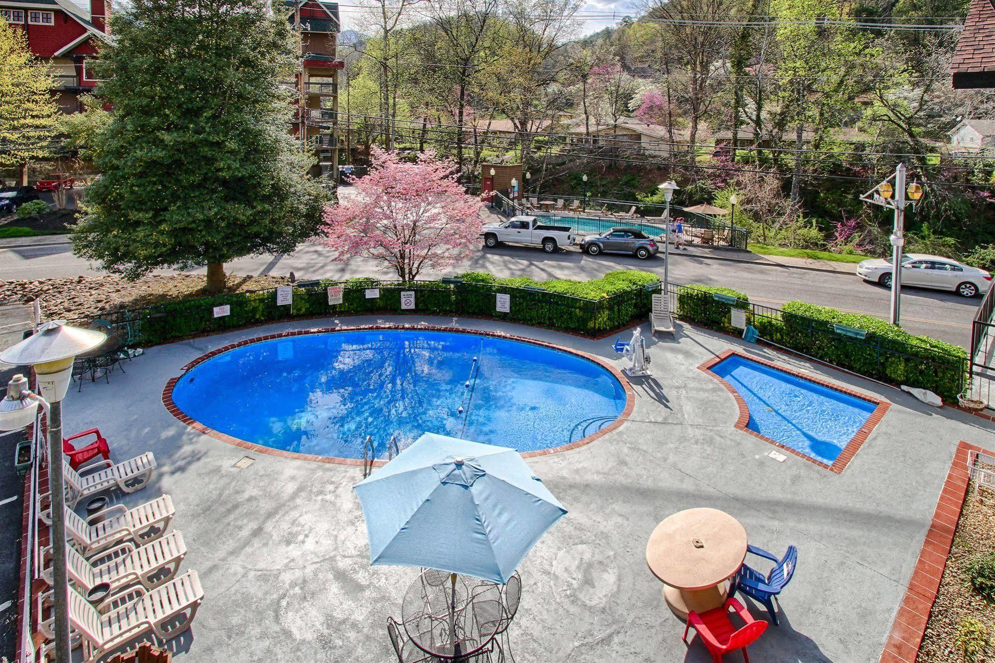 River Edge Inn Gatlinburg Exterior photo
